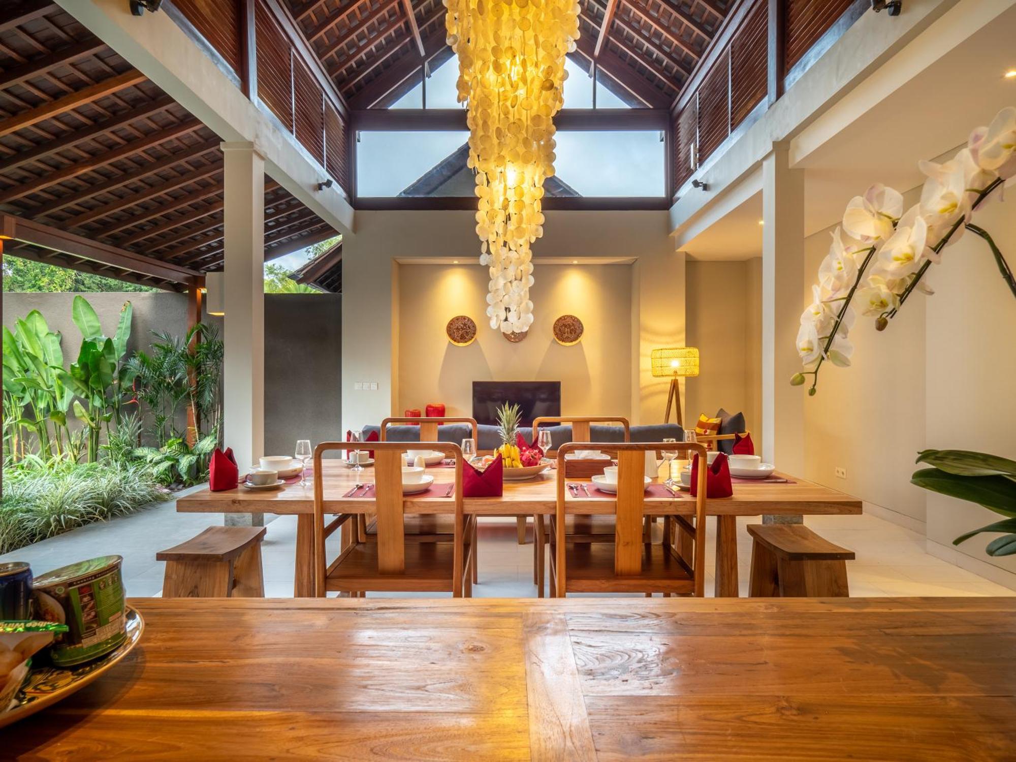 Bumbak Park Villas By Nakula Canggu Exteriör bild